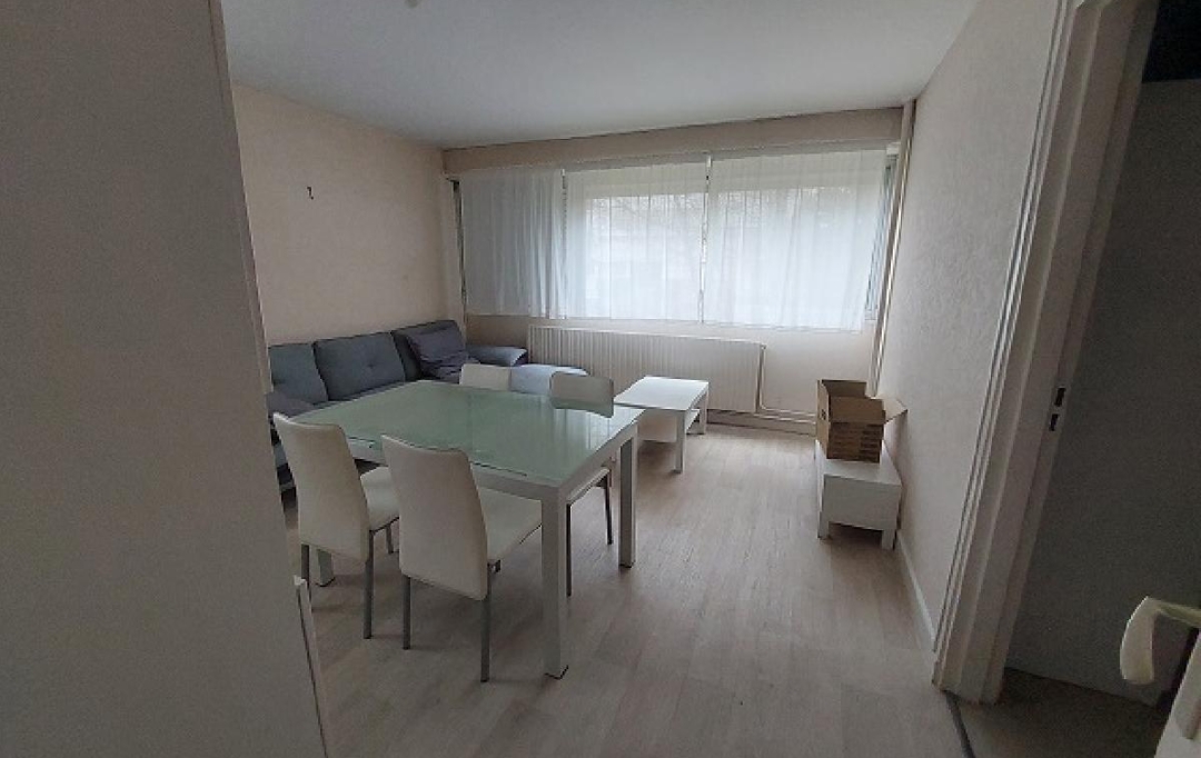 Annonces BEAUJOLAIS : Apartment | CHARNAY-LES-MACON (71850) | 42 m2 | 580 € 