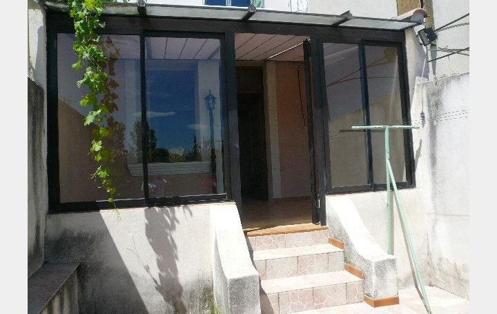 Annonces BEAUJOLAIS : Maison / Villa | CAUMONT-SUR-DURANCE (84510) | 89 m2 | 715 € 