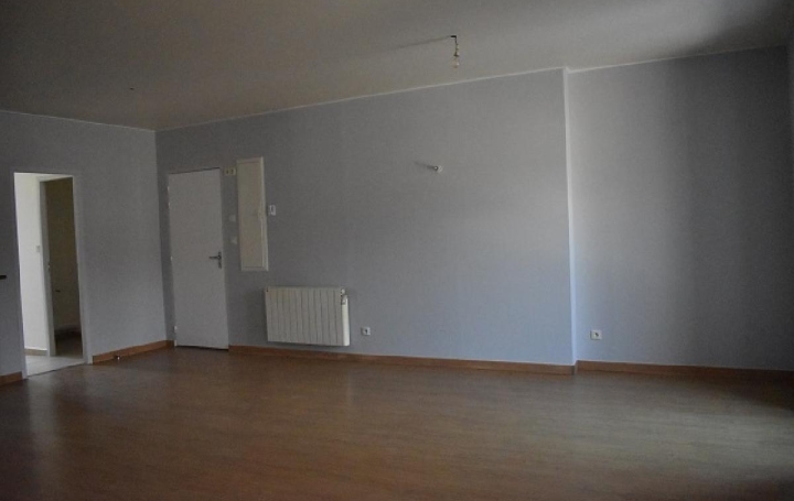 Annonces BEAUJOLAIS : Apartment | CRECHES-SUR-SAONE (71680) | 110 m2 | 730 € 